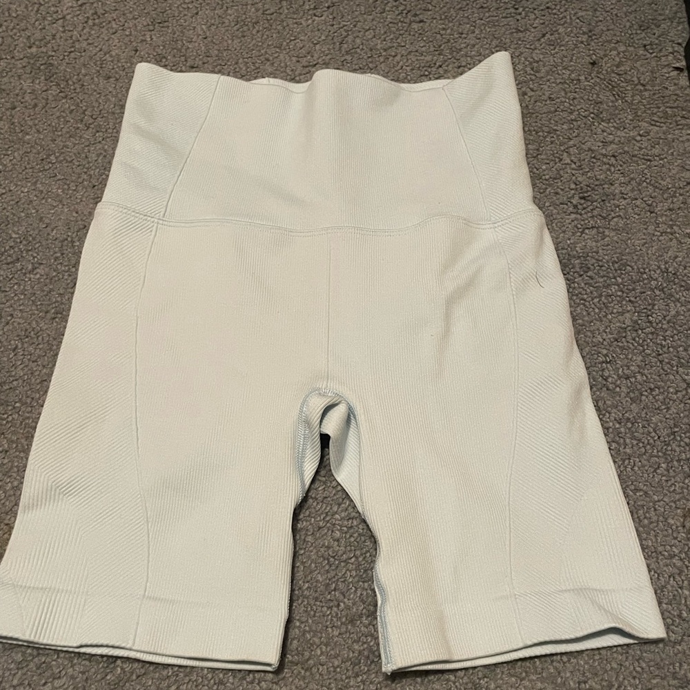 all in motion powder light blue biker workout shorts size xs